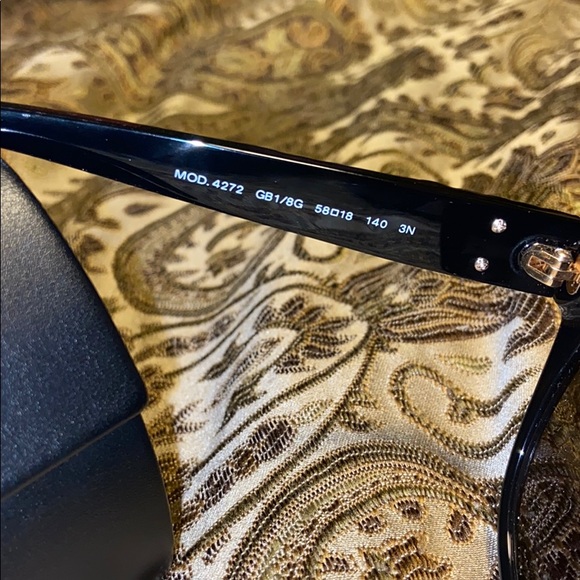 🎈3 DAY SALE 🎈Versace Medusa Cat-Eye Sunglasses🎈 - Picture 7 of 8